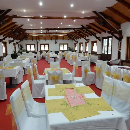 Nocleg ze śniadaniem Panorama Lomnica 3*