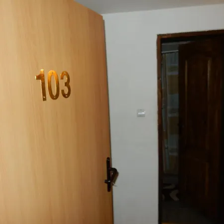 Bed & Breakfast Panorama Lomnica *
