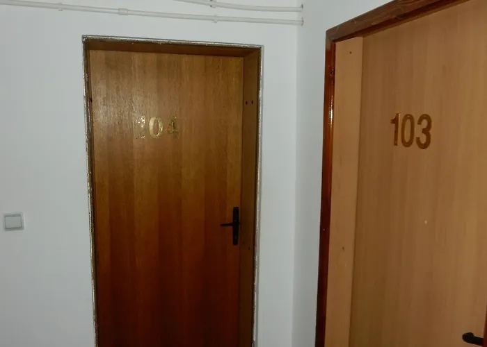 Bed & Breakfast Panorama Lomnica 3*