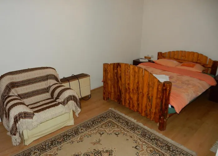 Bed & Breakfast Panorama Lomnica 3*