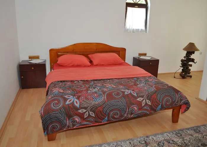 Bed & Breakfast Panorama Lomnica 3*