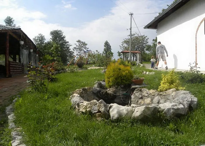 Bed & Breakfast Panorama Lomnica 3*